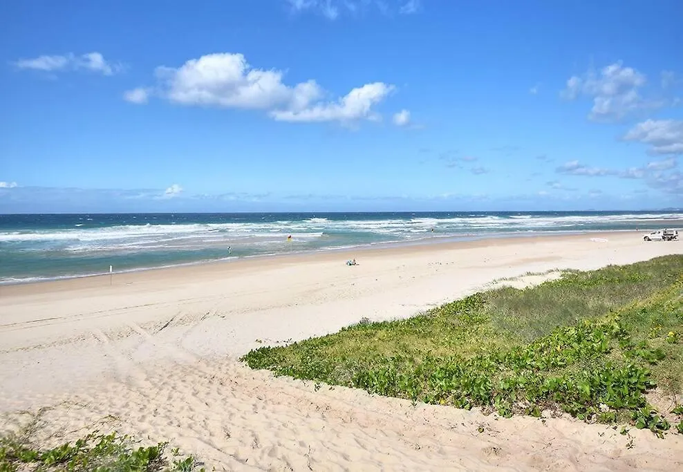 Spectacular Luxury Beachfront Apartment Gold Coast
